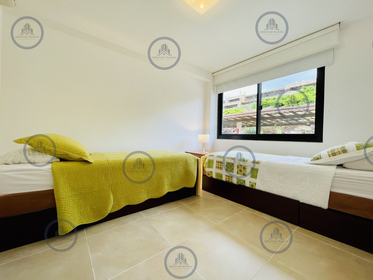 Apartamento ID.583 - Alquiler temporario de apartamento de dos dormitorios con Parrillero de uso exclusivo en complejo privado de Punta Ballena