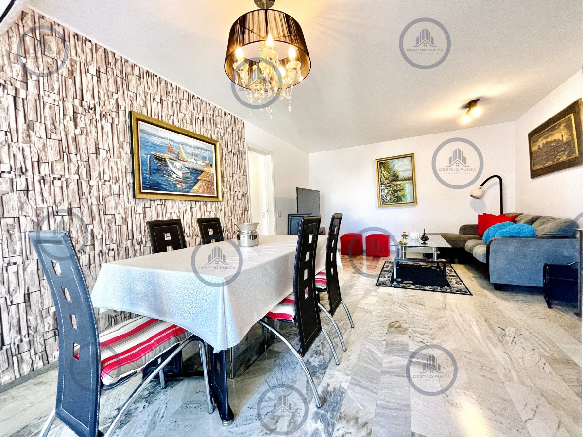 Apartamento ID.824 - Apartamento de 2 Dormitorios Reciclado, Península de Punta del Este