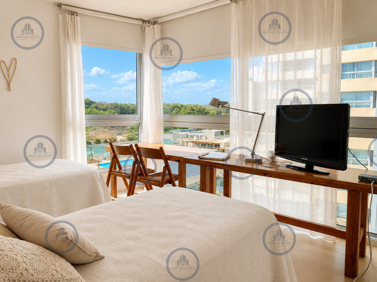 Apartamento ID.48 - Apartamento esquinero de 3 Dormitorios ý Dependencia de servicio, Torre LE PARC, playa Brava. Punta del Este