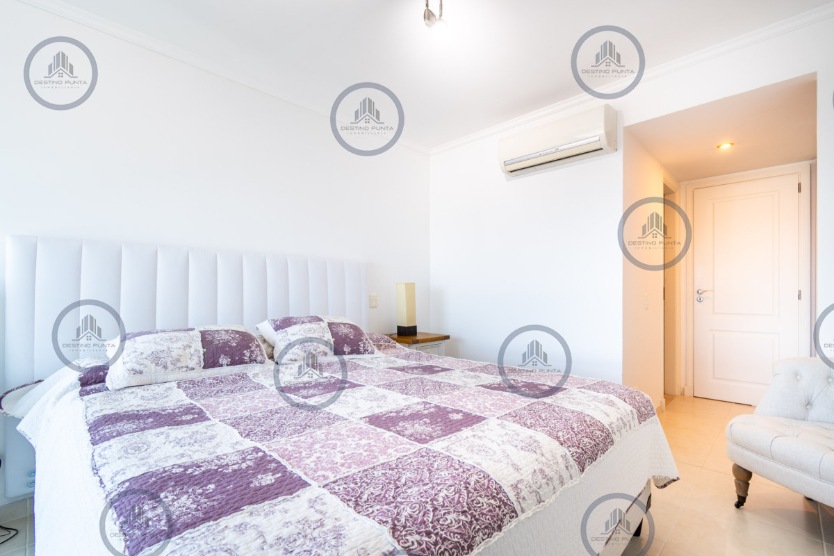 Apartamento ID.364 - Excelente Apartamento de 2 Dormitorios y Parrillero, Playa Mansa Punta del Este