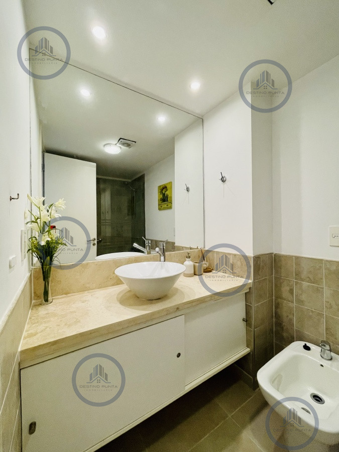 Apartamento ID.928 - Alquiler temporario de apartamento de dos dormitorios con parrillero de uso exclusivo en Punta Ballena