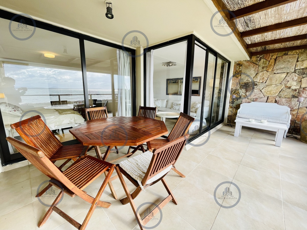 Apartamento ID.26 - Alquiler temporario de apartamento de dos dormitorios con parrillero de uso exclusivo en Punta Ballena