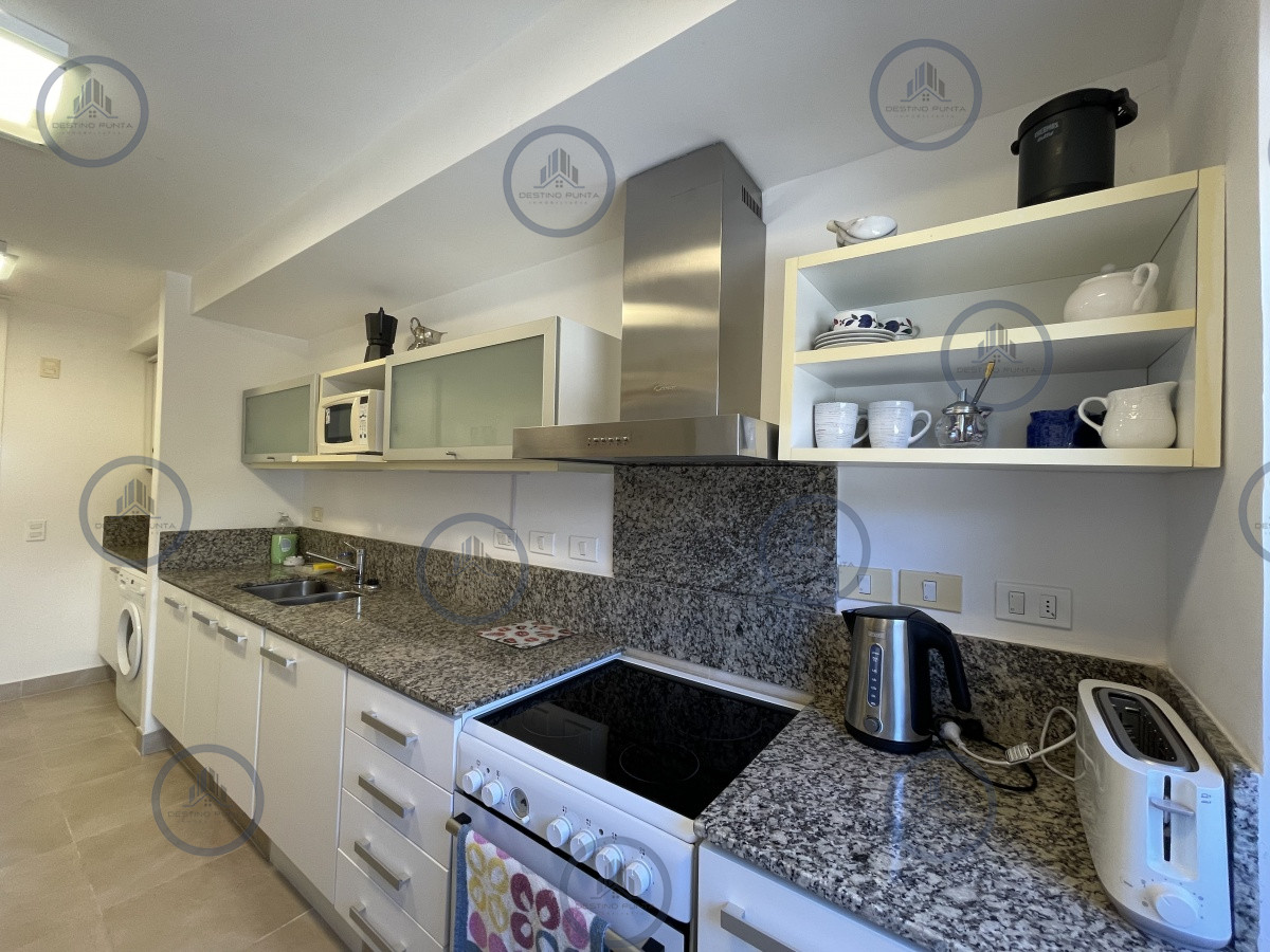 Apartamento ID.722 - Apartamento en alquiler temporario de dos dormitorios con parrillero de uso exculusivo, Punta Ballena
