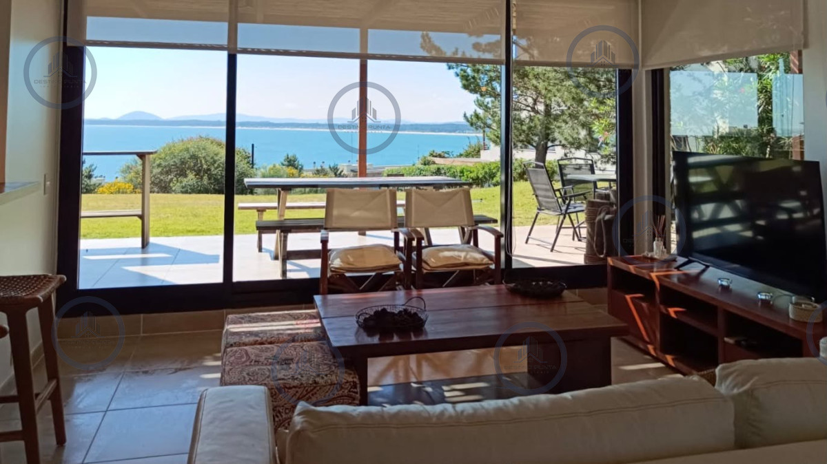 Apartamento ID.377 - Alquiler temporario de apartamento de dos dormitorios con parrillero, Punta Ballena