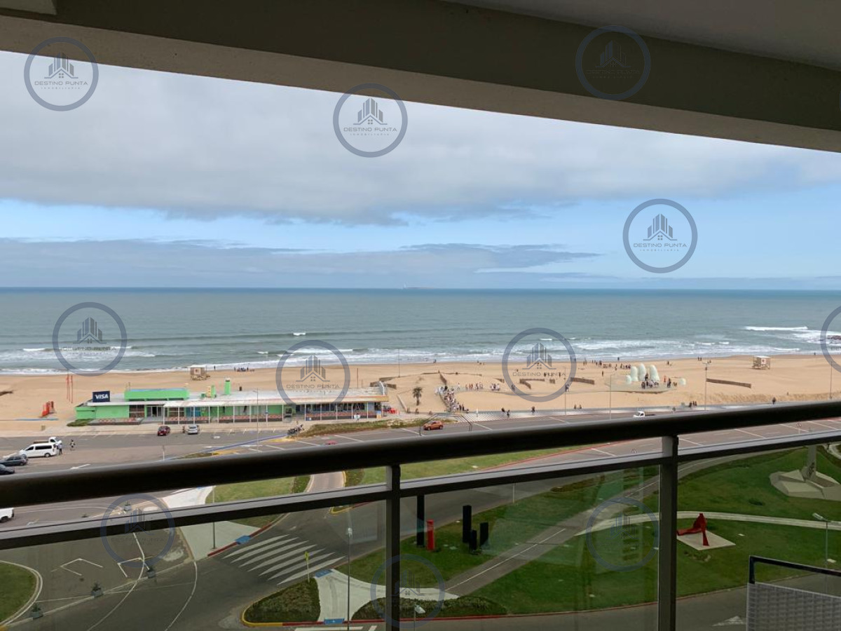 Apartamento ID.241 - Excelente Apartamento de 3 Dormitorios en Playa Brava - Punta del Este