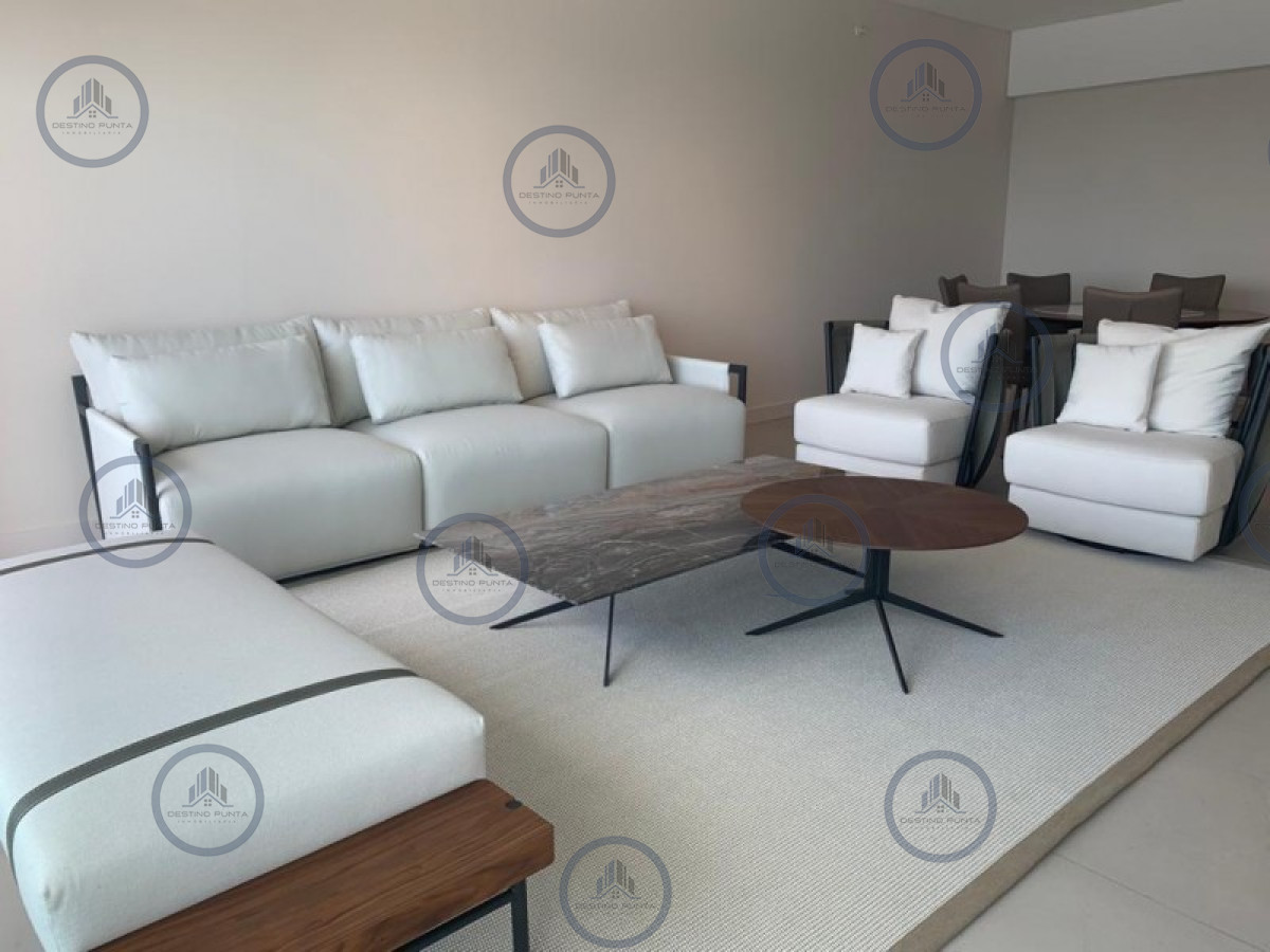 Apartamento ID.1651 - Alquiler temporario de apartamento Premiun central de tres dormitorios Le Parc III sobre Playa Brava