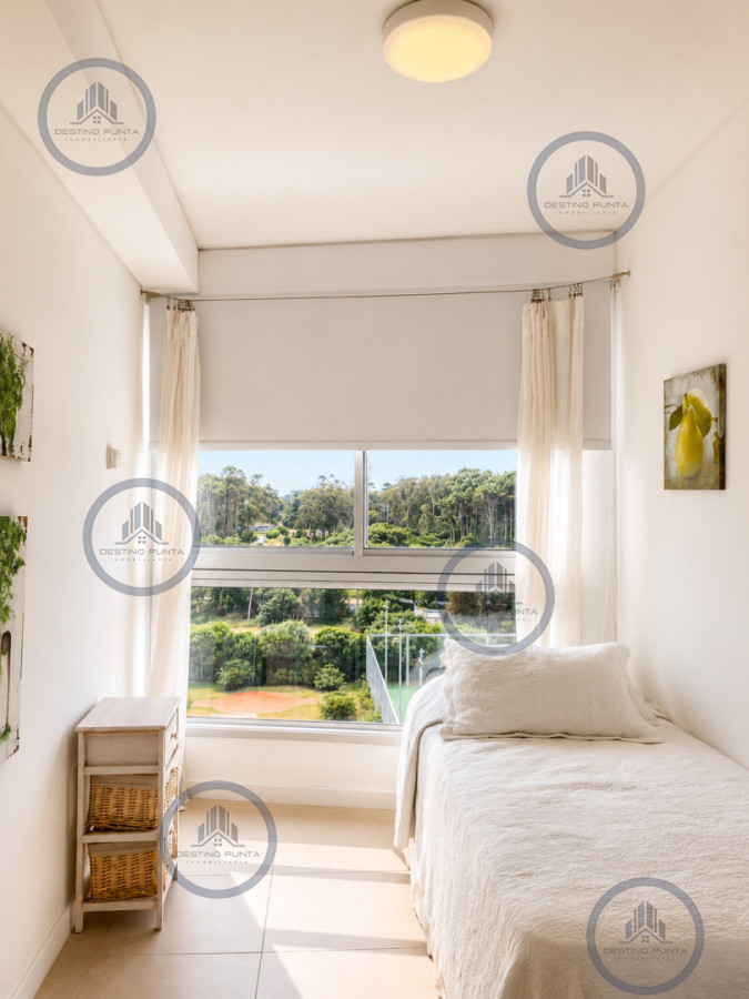 Apartamento ID.48 - Apartamento esquinero de 3 Dormitorios ý Dependencia de servicio, Torre LE PARC, playa Brava. Punta del Este