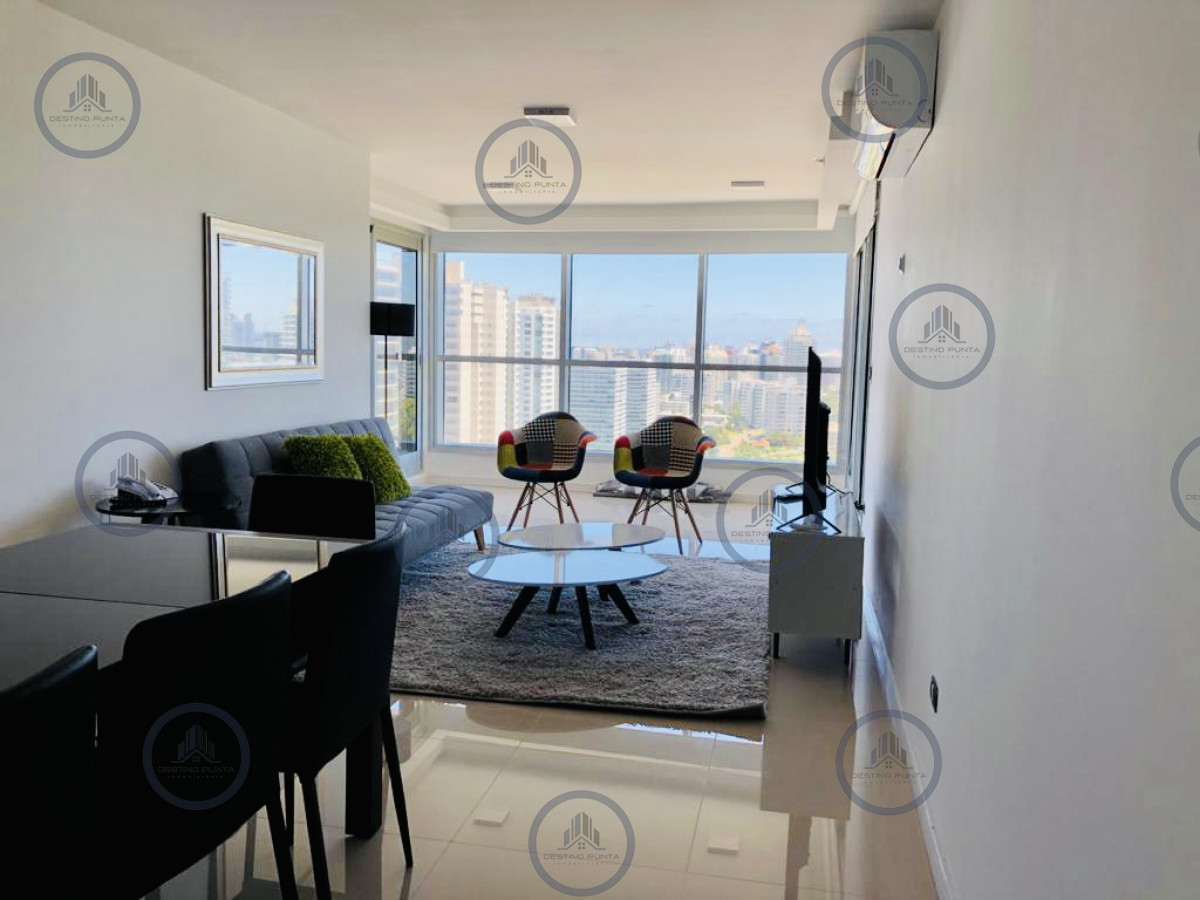 Apartamento ID.167 - Venta y alquiler temporario de apartamento piso alto en torre con servicios. Dos dormitorios más dependencia 