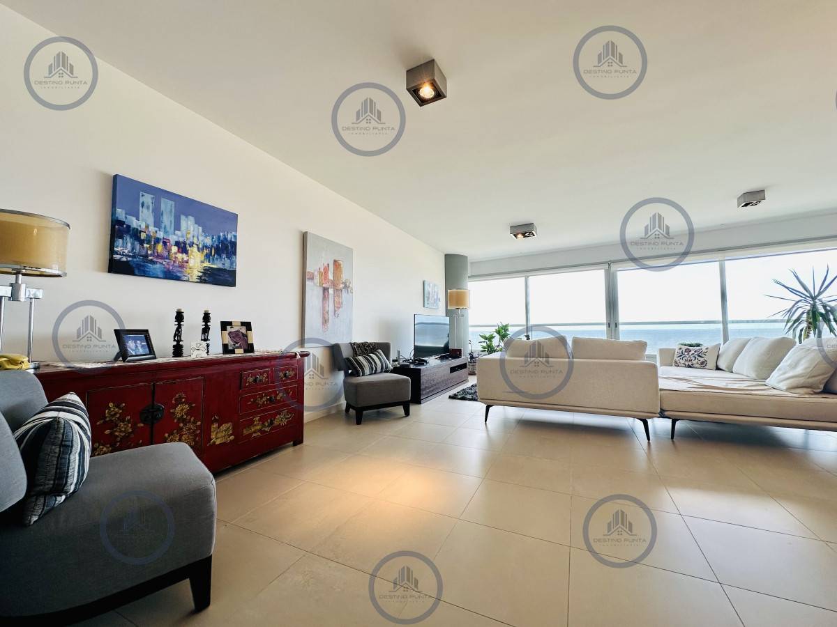 Apartamento ID.1762 - Oportunidad en Venta! Apartamento sobre playa Brava de 3 Dormitorios más Dependencia, Torre Le Parc
