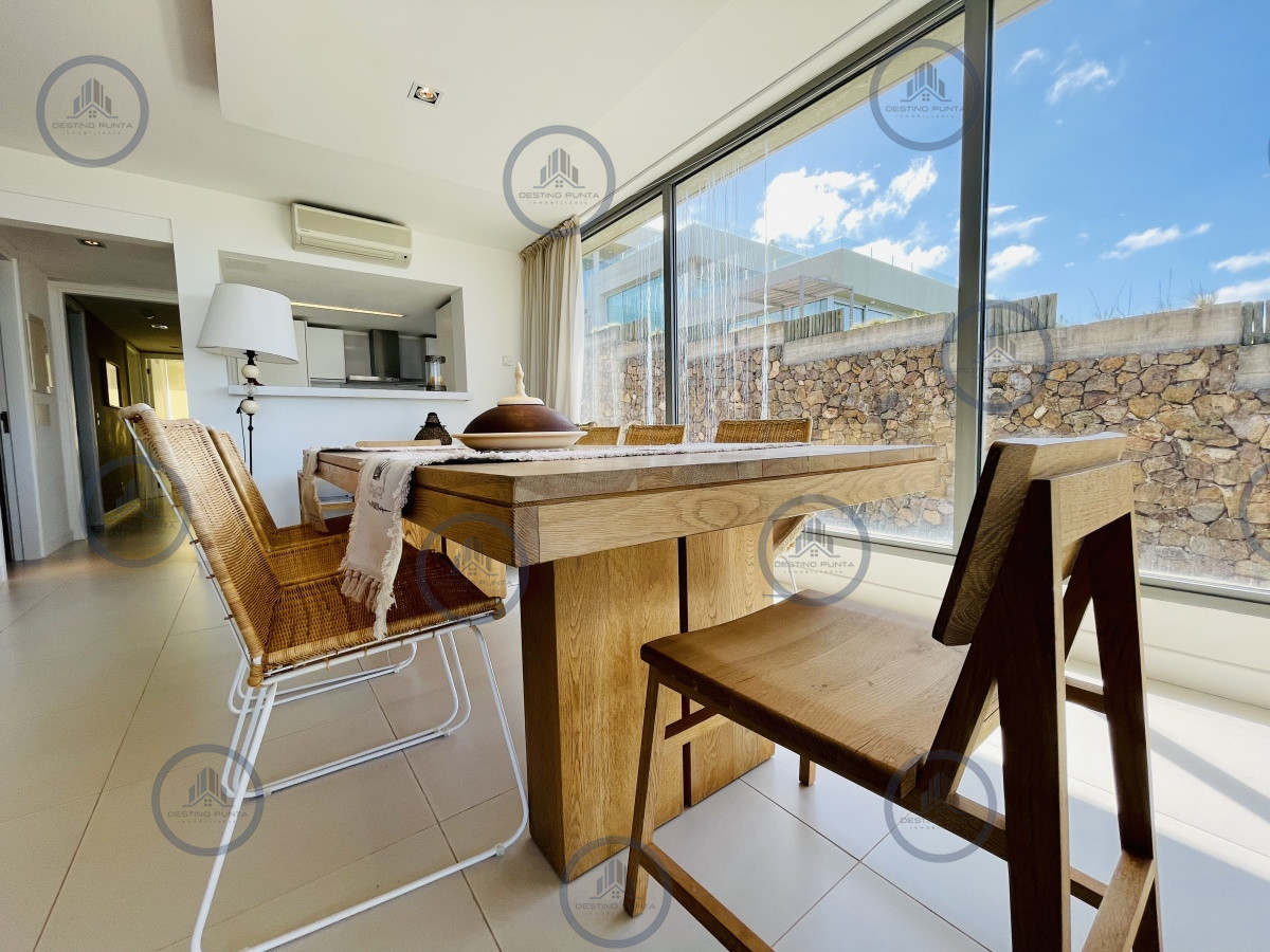 Apartamento ID.112 - Venta OPORTUNIDAD de exclusivo departamento de tres dormitorios y Parrillero en Punta Ballena