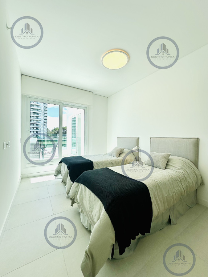 Apartamento ID.2451 - Apartamento a estrenar en el lujoso LE PARC IV de 3 dormitorios, Playa Brava