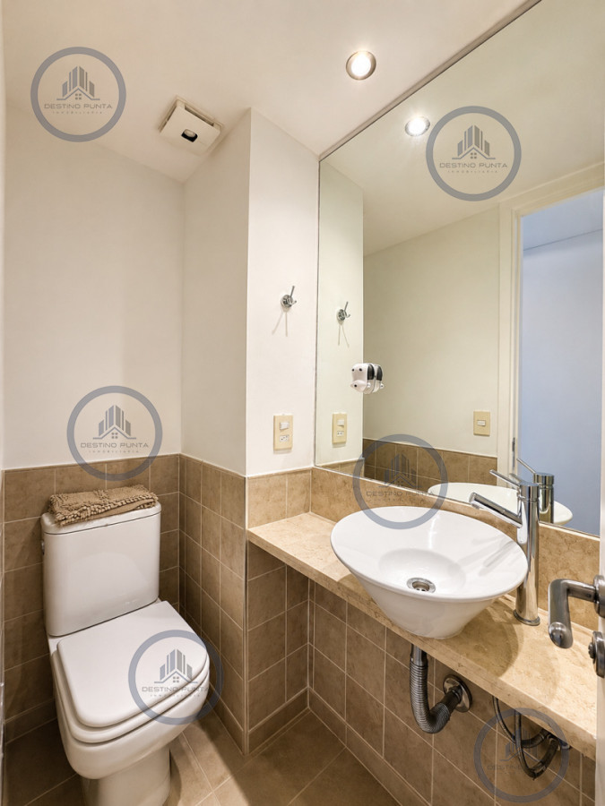 Apartamento ID.3147 - Venta de apartamento de 2 Dormitorios con Parrillero y Vistas al Mar, Punta Ballena 