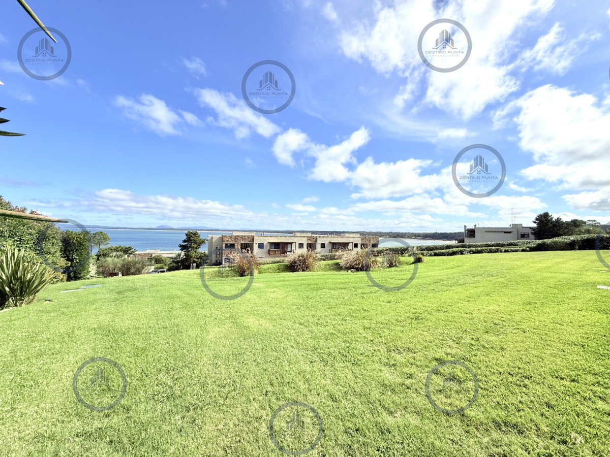 Apartamento ID.3113 - Amplio apartamento de 1 dormitorio en planta baja con jardín y excelentes amenities