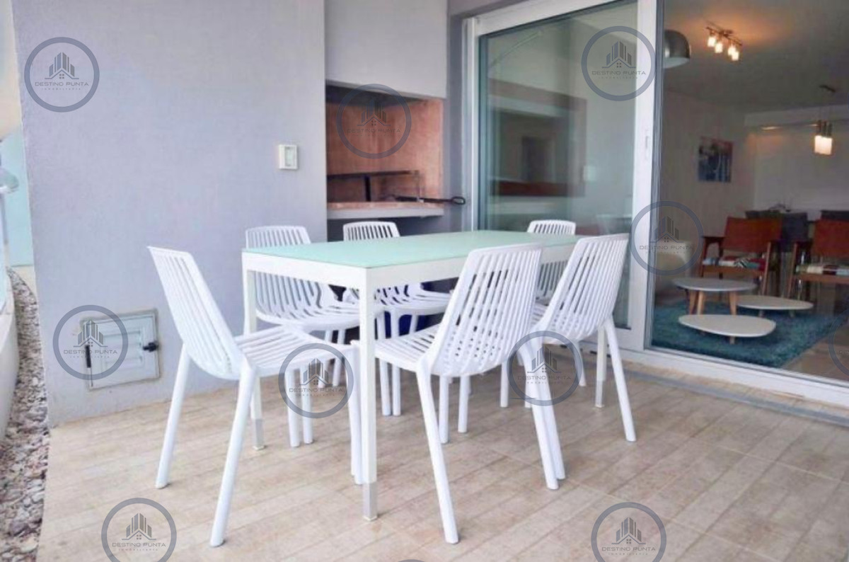 Apartamento ID.2186 - Apartamento piso alto con Vista de 3 Dormitorios y Parrillero en Playa Brava, Punta del Este 