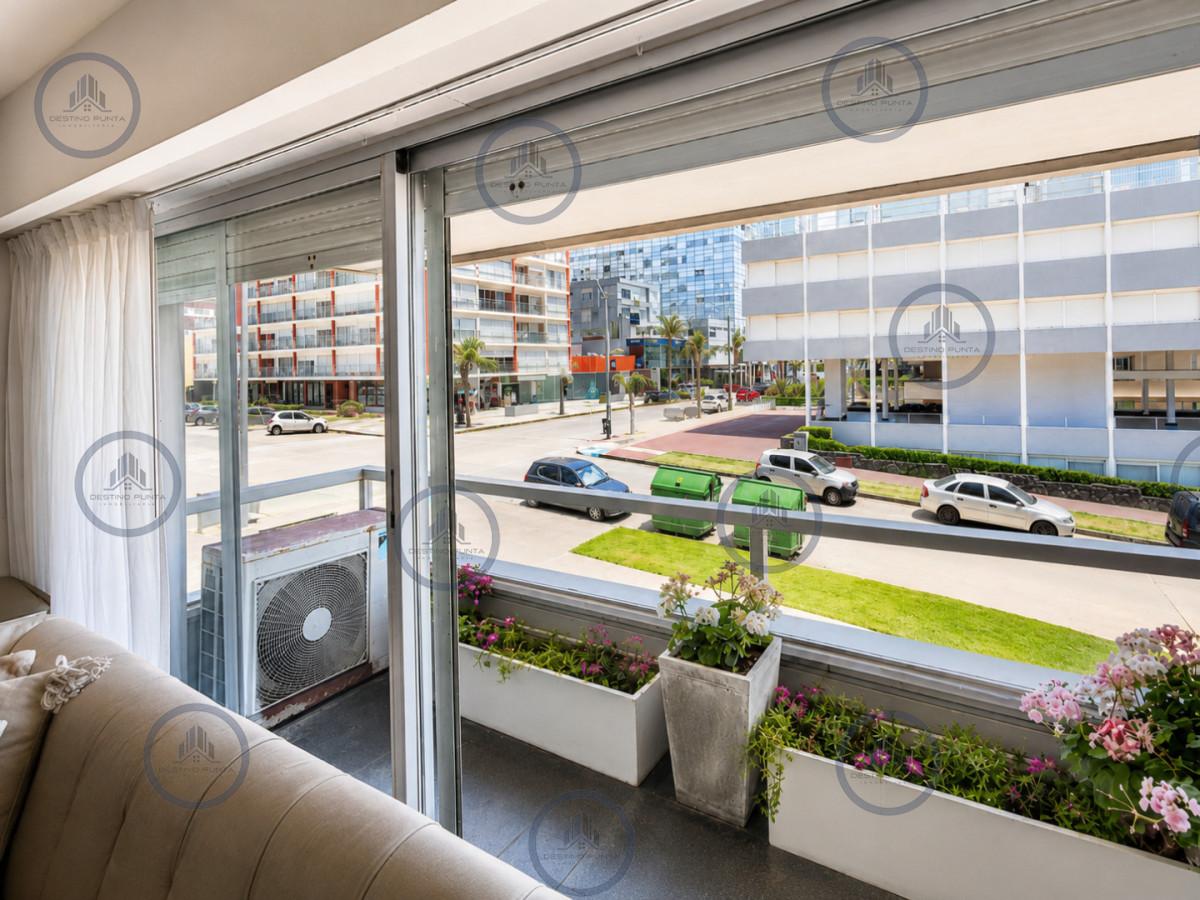 Apartamento ID.3027 - Espectacular Apartamento de 3 Dormitorios en Península de Punta del Este. En Venta y Alquiler Anual