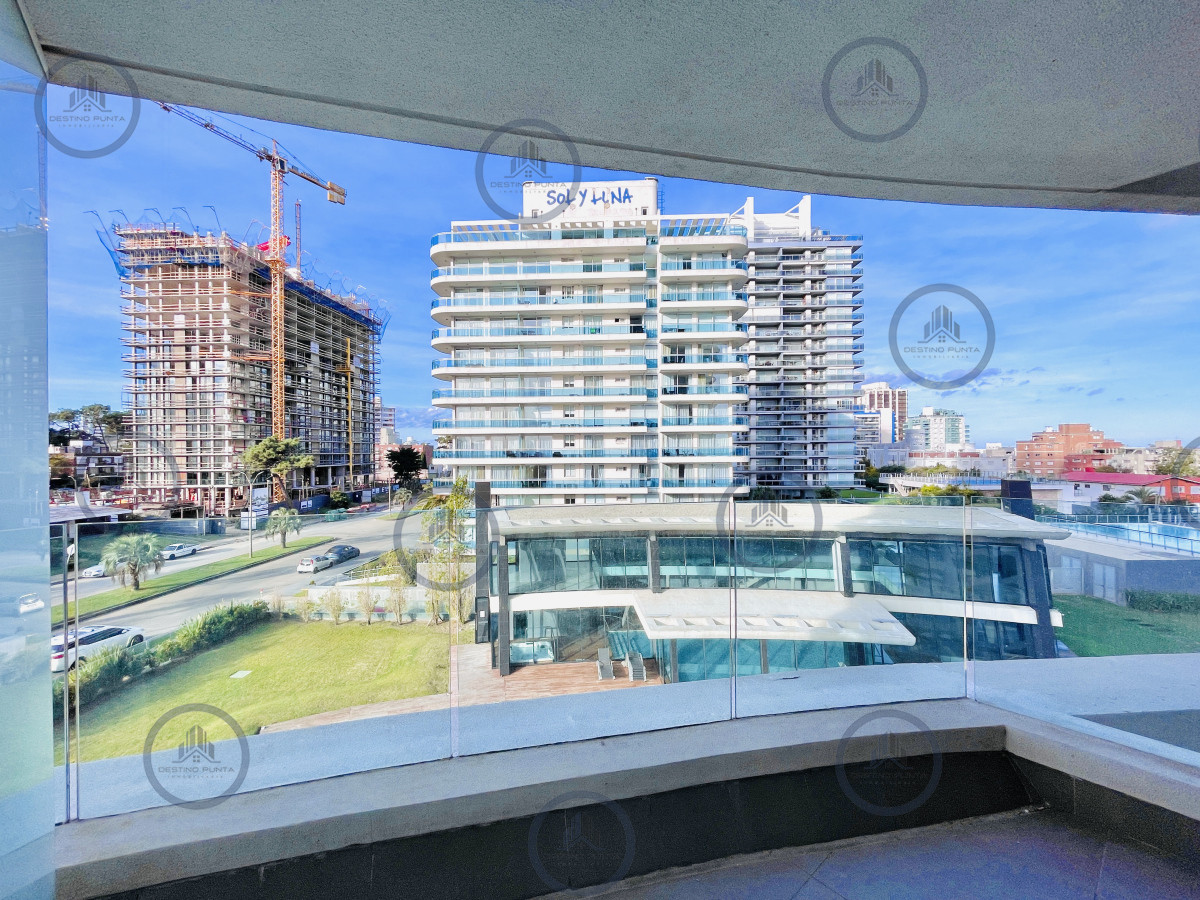 Apartamento ID.2710 - Alquiler Anual, Apartamento de 1 Dormitorio entre playas Mansa y Brava