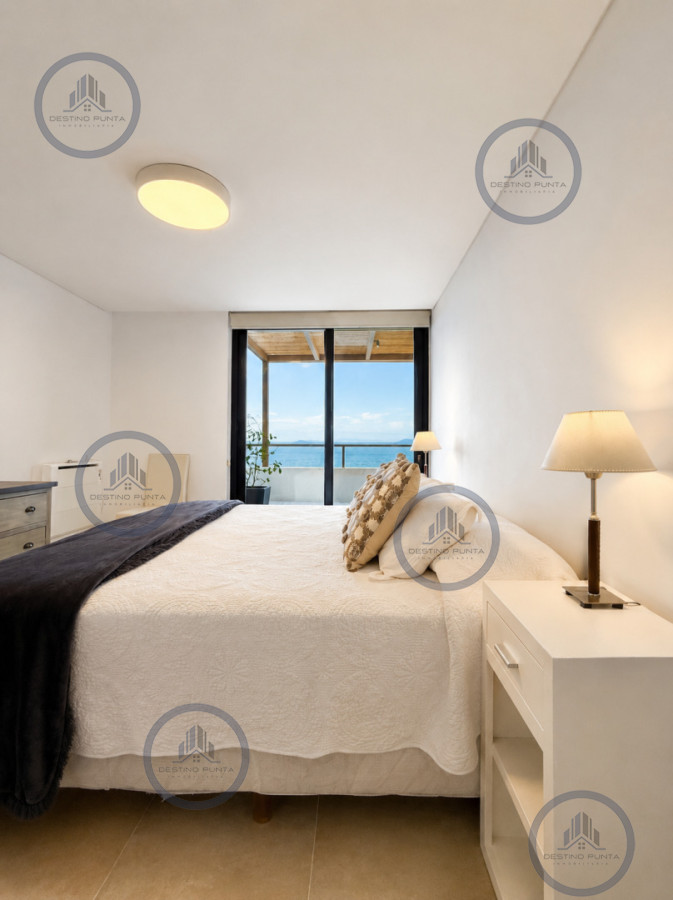 Apartamento ID.3147 - Venta de apartamento de 2 Dormitorios con Parrillero y Vistas al Mar, Punta Ballena 