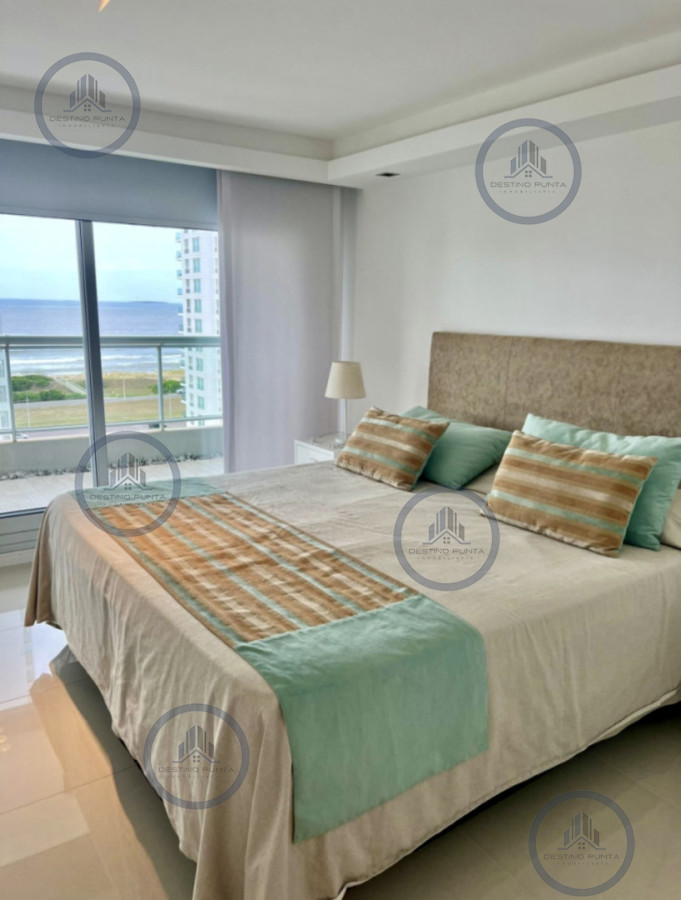 Apartamento ID.3160 - Venta de apartamento con vista al mar a pasos de playa Brava de 2 dormitorios con parrillero 