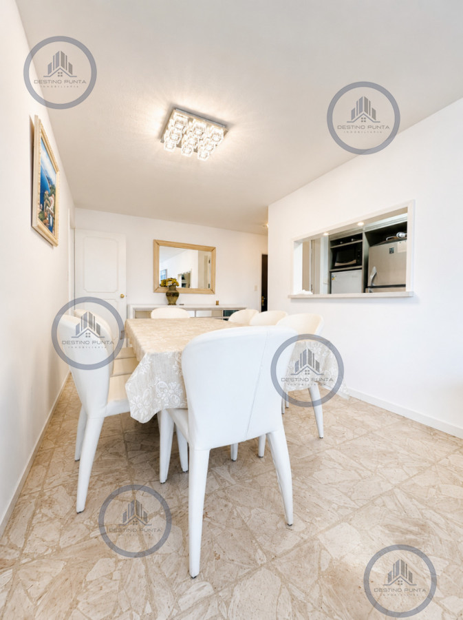 Apartamento ID.2025 - Apartamento en Venta, Península de Punta del Este. 3 Dormitorios con vista, reciclado 