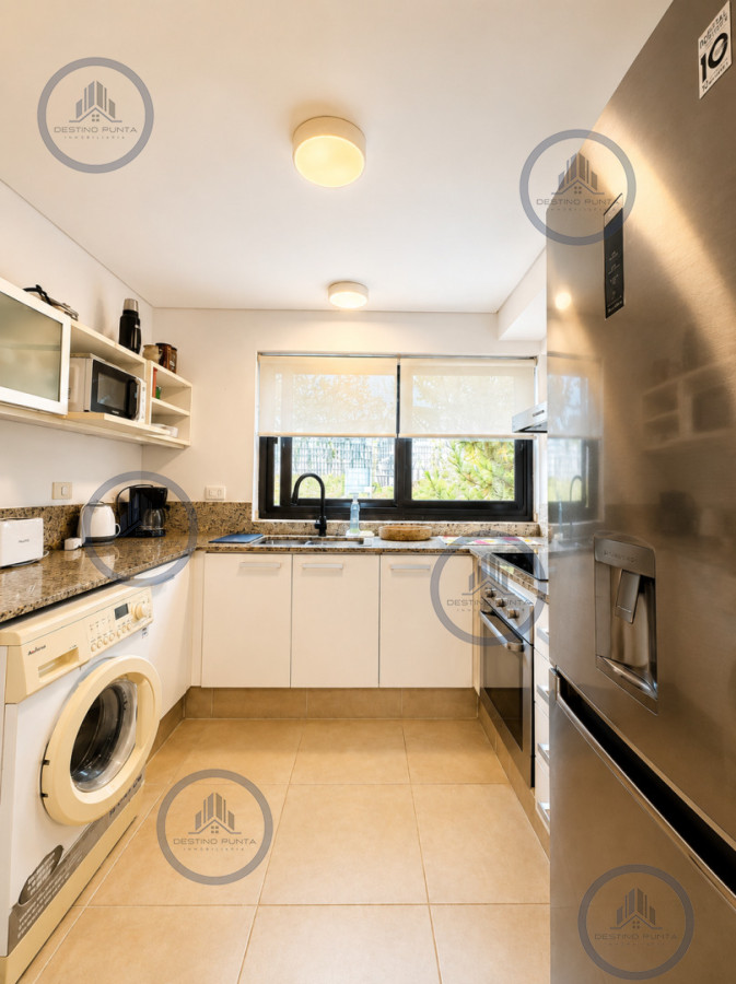 Apartamento ID.3147 - Venta de apartamento de 2 Dormitorios con Parrillero y Vistas al Mar, Punta Ballena 