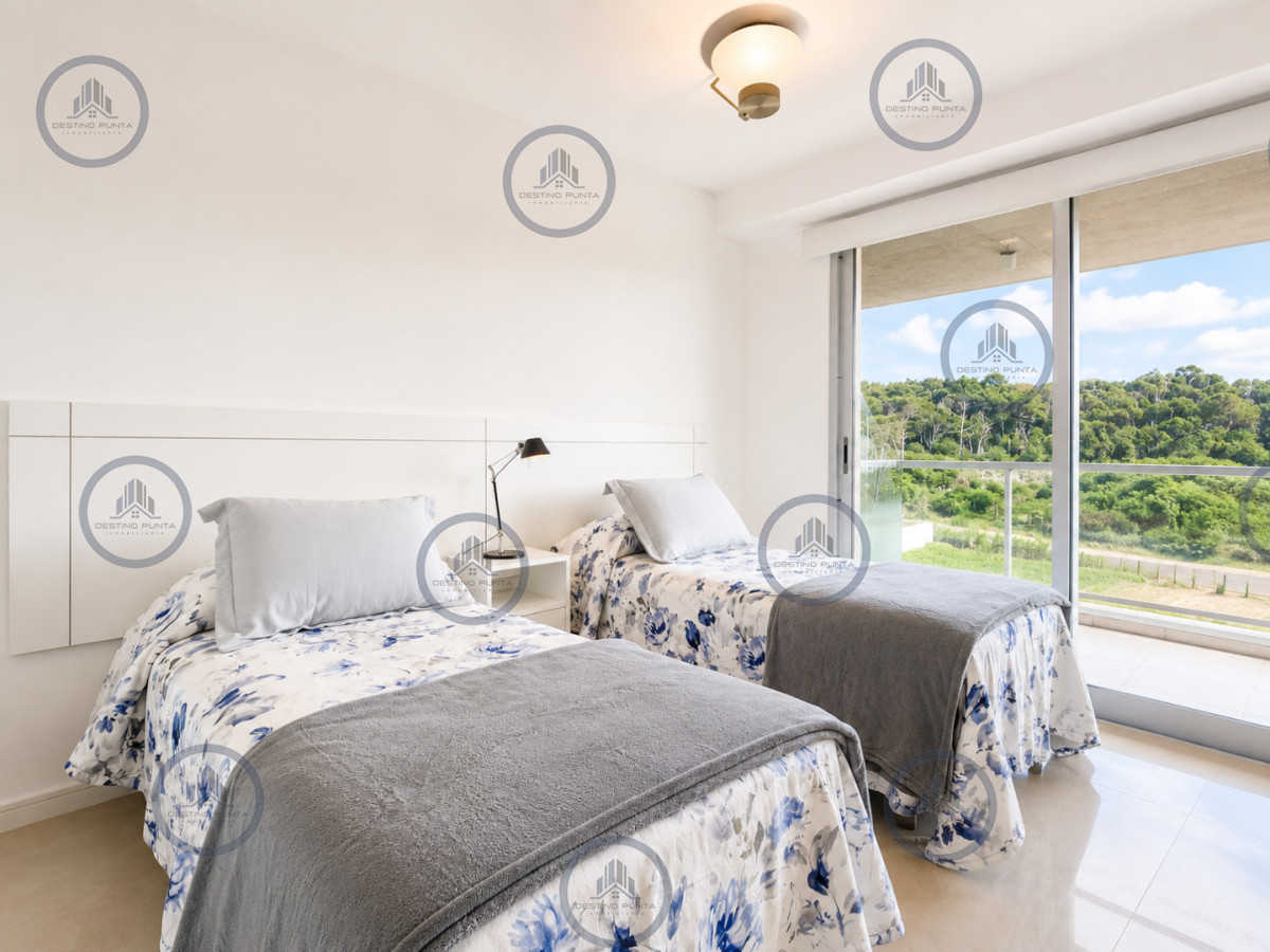 Apartamento ID.3259 - Moderno Apartamento de 3 Dormitorios frente al mar en Playa Brava, Punta del Este