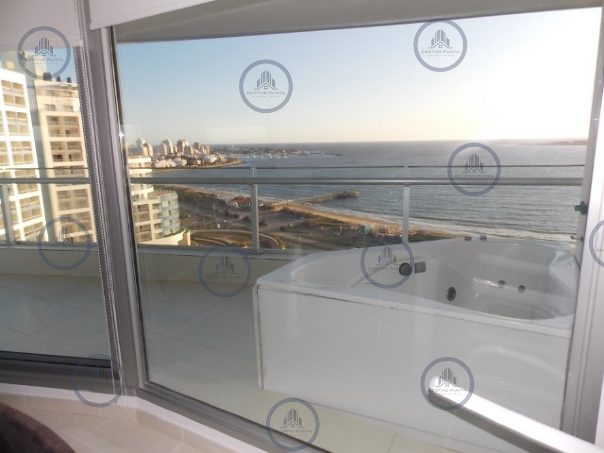 Apartamento ID.86 - Venta  de apartamento esquinero de tres dormitorios en Playa Mansa