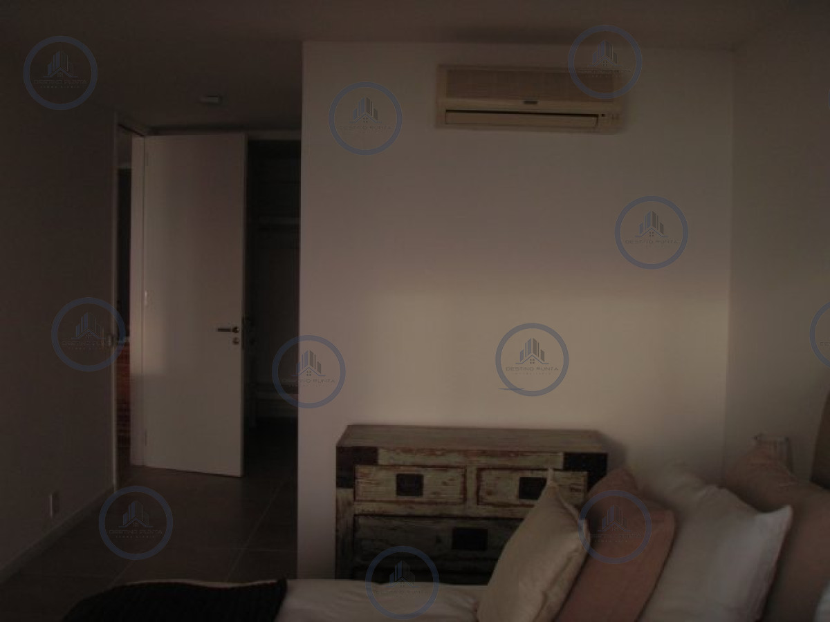 Apartamento ID.31 - Alquiler temporario de apartamento de tres dormitorios más dependencia de servicio, Punta Ballena