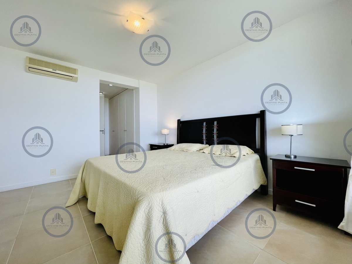 Apartamento ID.1039 - Alquiler temporario de apartamento de un dormitorio con parrillero y jardín, Punta Ballena