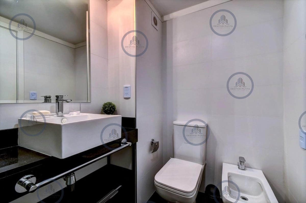 Apartamento ID.1457 - Venta y alquiler temporal de apartamento de dos dormitorios en edificio Art Tower, La Pastora, Punta del Este