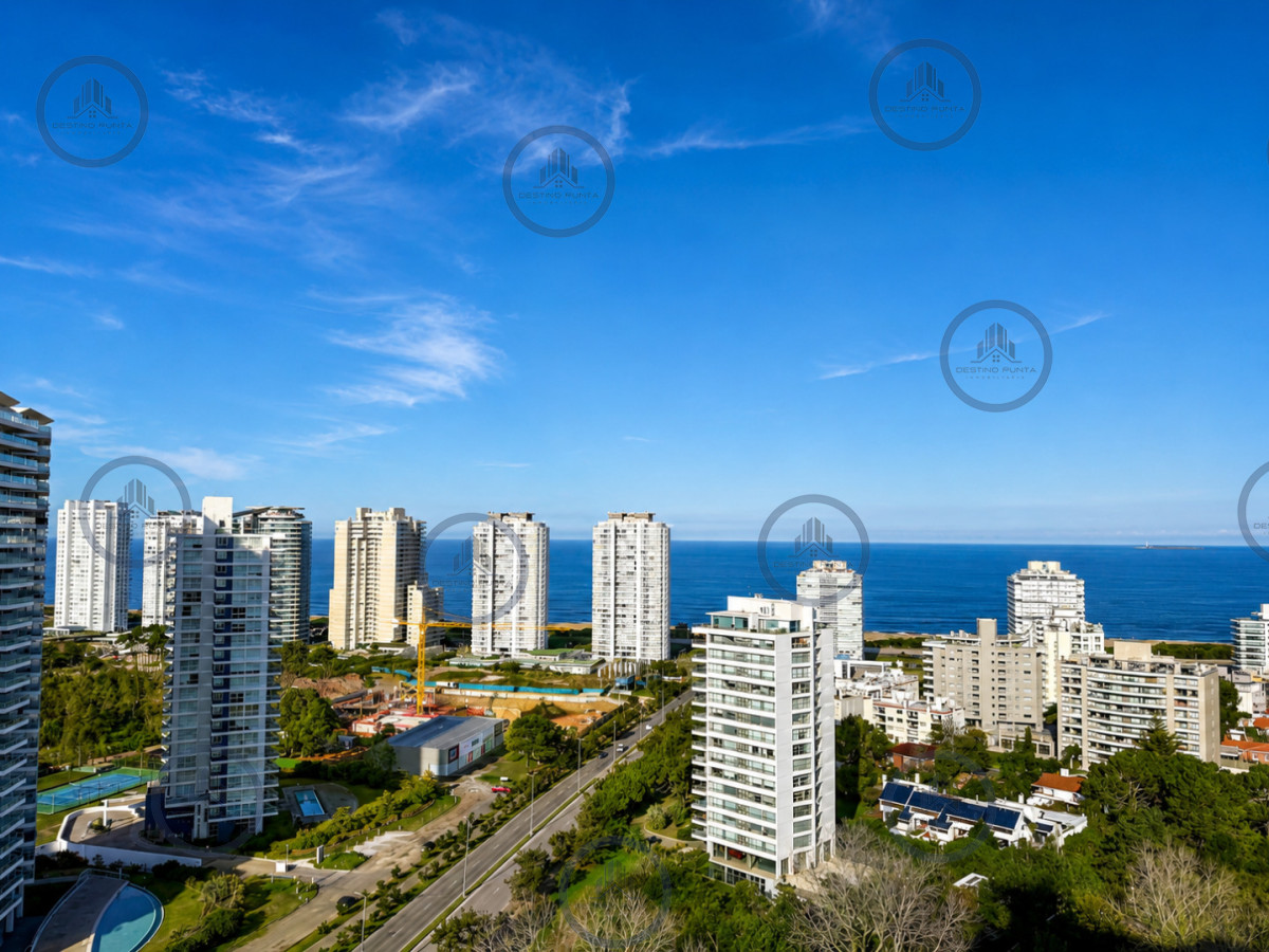Apartamento ID.3127 - Apartamento luminoso con variedad de servicios en venta, 3 dormitorios, zona Roosevelt Playa Brava