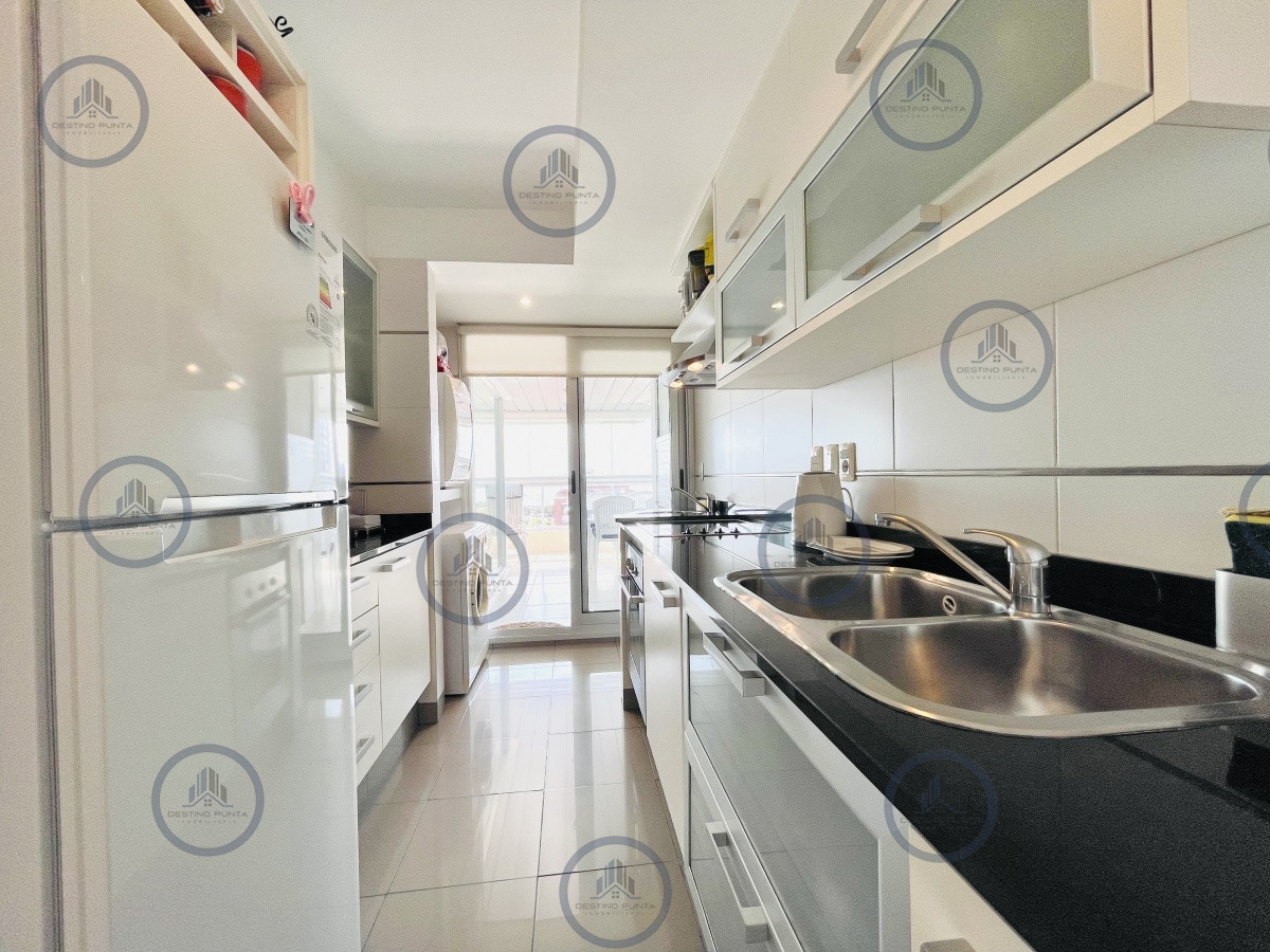 Apartamento ID.1037 - Apartamento de 2 Dormitorios y Parrillero a Pocos Metros de Playa Mansa
