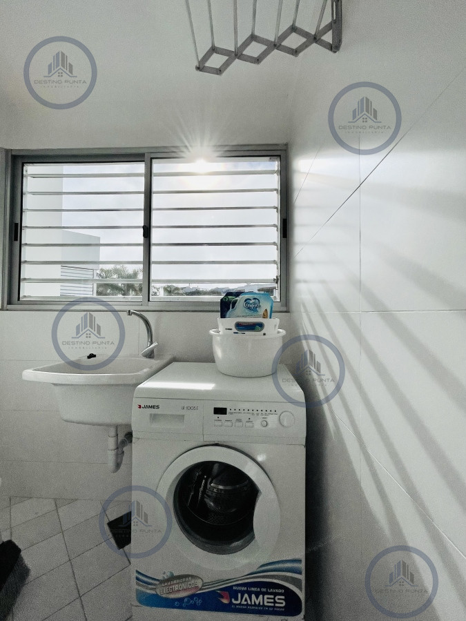 Apartamento ID.1599 - Maravilloso Penthouse de 3 Dormitorios y Parrillero en Montoya, La Barra