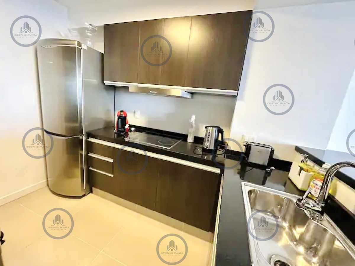 Apartamento ID.1168 - Moderno Apartamento de 2 Dormitorios y Medio en Torre con Servicios, Playa Brava