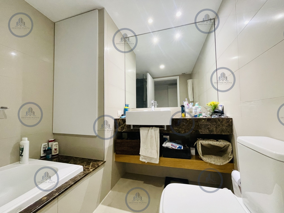 Apartamento ID.2024 - Moderno Apartamento Frente Al Mar, 3 Dormitorios y Dependencia