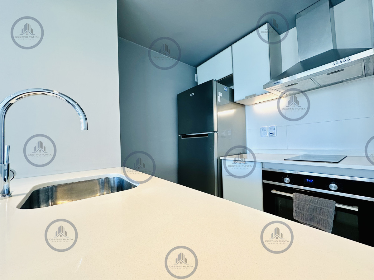 Apartamento ID.2682 - Moderno apartamento de 1 Dormitorio en torre con servicios, Aidy Gill Punta del Este