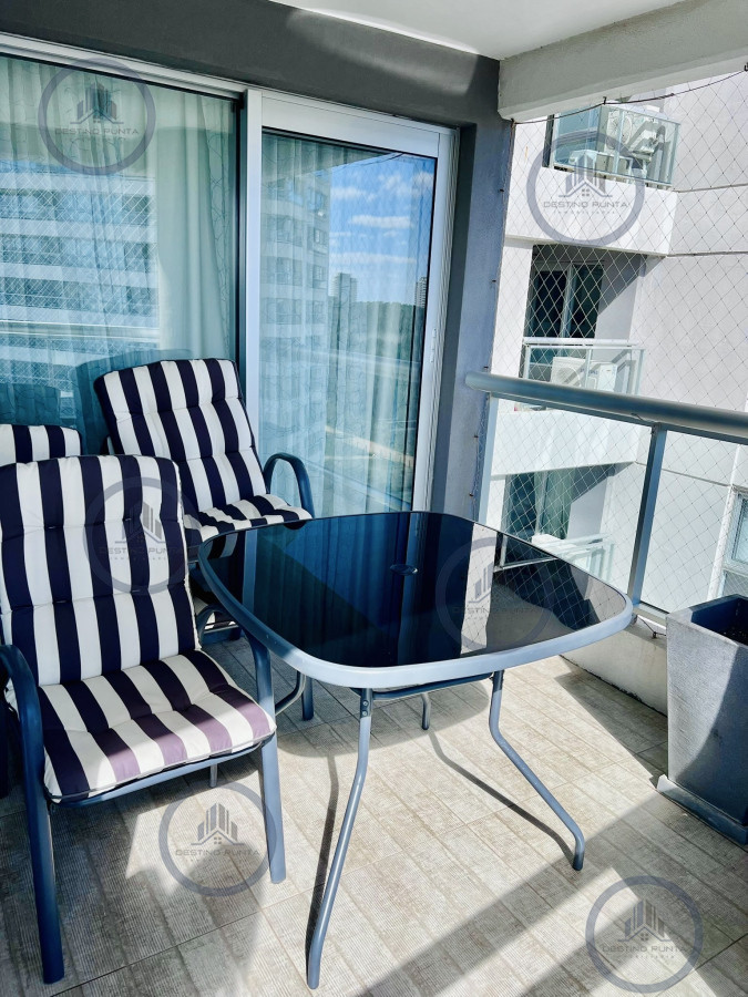 Apartamento ID.2873 - Apartamento de 1 Dormitorio en playa Brava, Punta del Este