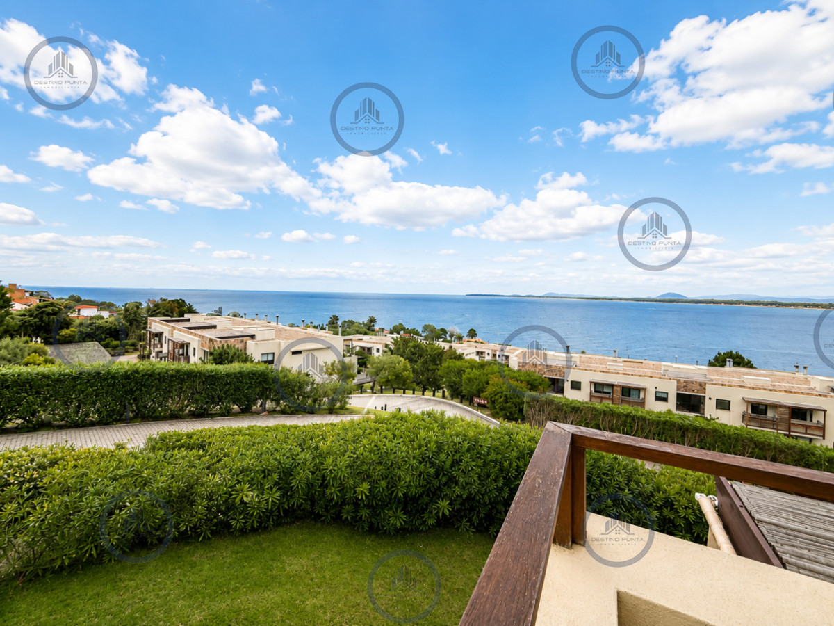 Apartamento ID.3147 - Venta de apartamento de 2 Dormitorios con Parrillero y Vistas al Mar, Punta Ballena 