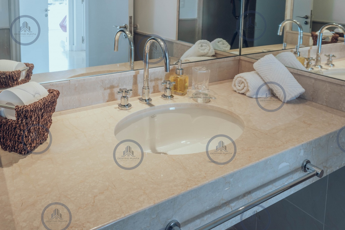 Apartamento ID.237 - Alquiler temporario y venta de fabuloso departamento de dos dormitorios con parrillero de uso exclusivo, Piedras del Chileno
