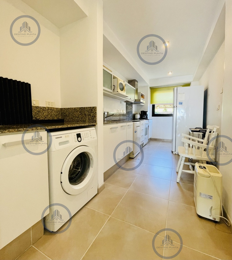 Apartamento ID.4 - Alquiler temporario de apartamento de dos dormitorios con parrillero, Punta Ballena