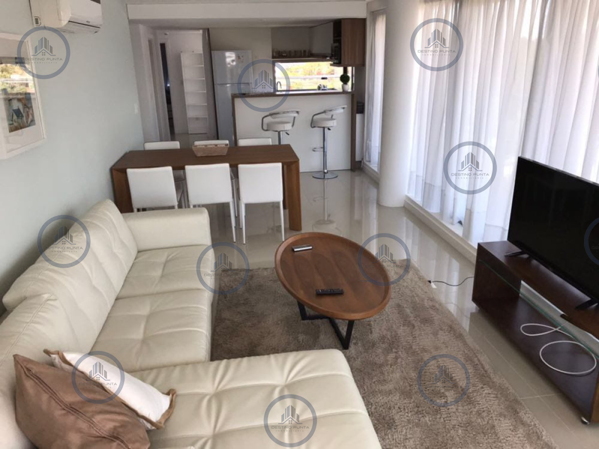Apartamento ID.475 - Excelente Apartamento de 2 Dormitorios en Alquiler Invernal, Playa Brava