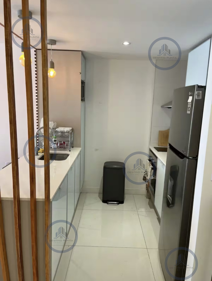 Apartamento ID.2760 - Alquiler temporal de apartamento de 2 dormitorios con 2 baños en excelente ubicación entre playas mansa y brava 