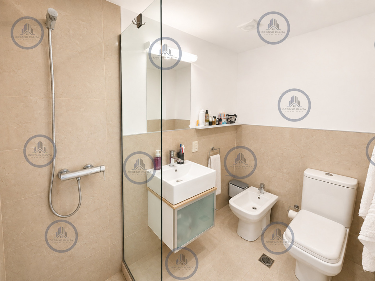 Apartamento ID.3259 - Moderno Apartamento de 3 Dormitorios frente al mar en Playa Brava, Punta del Este