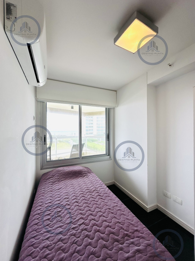 Apartamento ID.2295 - Oportunidad de venta apartamento de 3 dormitorios mas dependencia Playa Brava, Punta del Este