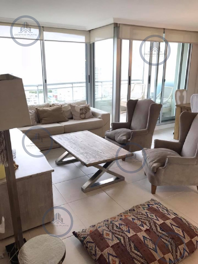 Apartamento ID.212 - Apartamento de 2 Dormitorios en Ocean Drive - Punta del Este