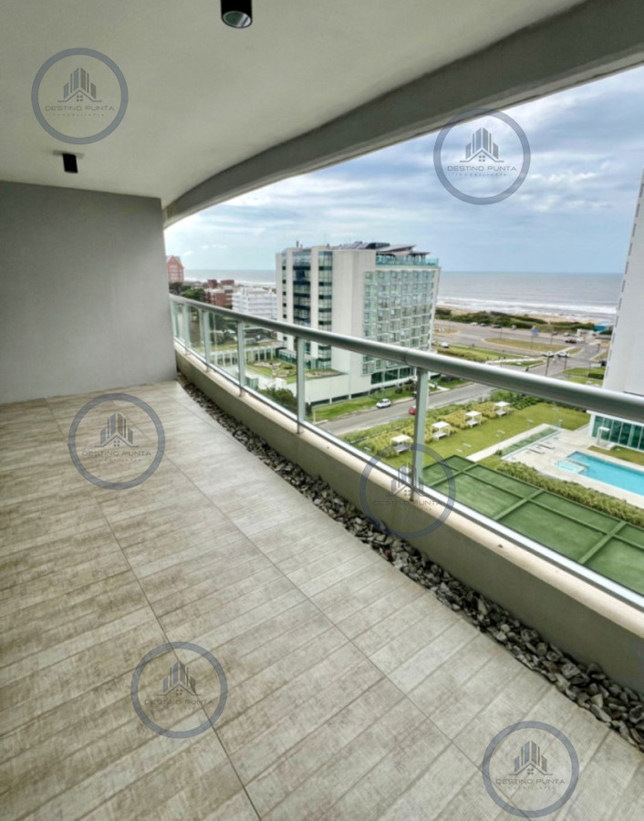 Apartamento ID.3160 - Venta de apartamento con vista al mar a pasos de playa Brava de 2 dormitorios con parrillero 