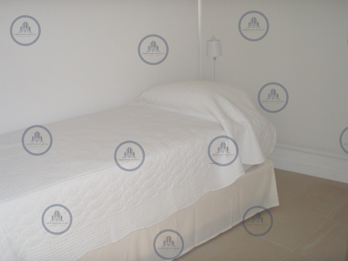 Apartamento ID.50 - Alquiler temporario de departamento esquinero en torre Le Parc, Punta del Este
