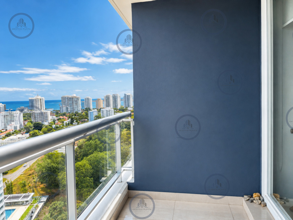 Apartamento ID.1121 - Moderno Apartamento Penthouse con Parrillero en torre One, Playa Brava Punta del Este