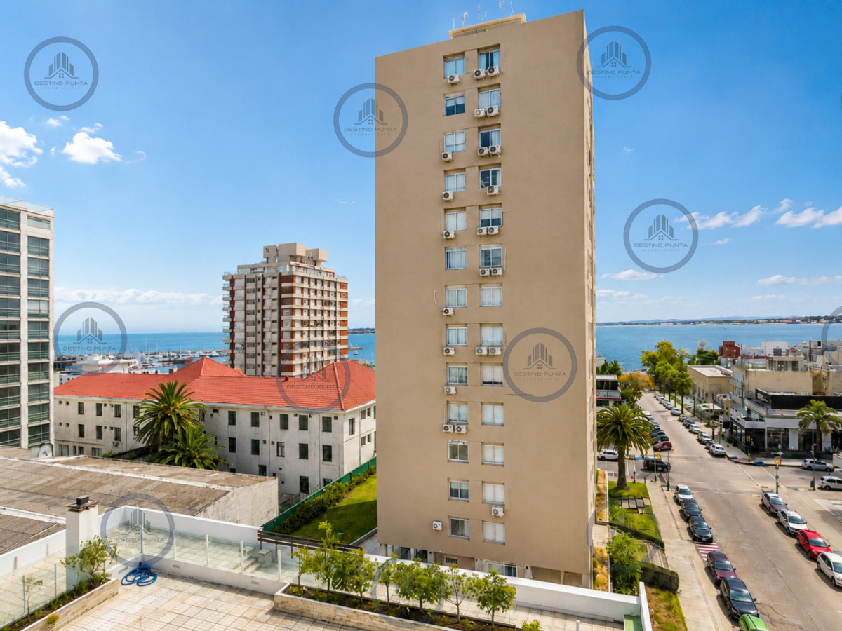Apartamento ID.1590 - Venta de apartamento de 1 Dormitorio en el corazón de la Península, Punta del Este