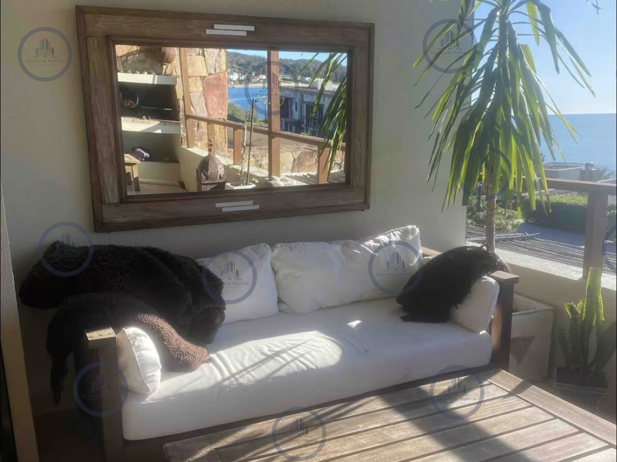 Apartamento ID.2500 - Apartamento en venta de 2 dormitorios y parrillero propio, Punta Ballena