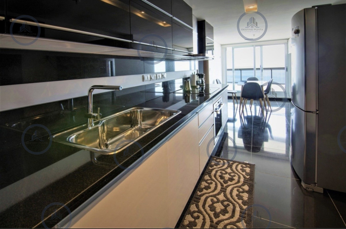Apartamento ID.306 - Moderno Apartamento de 3 Dormitorios con Parrillero en Look Brava